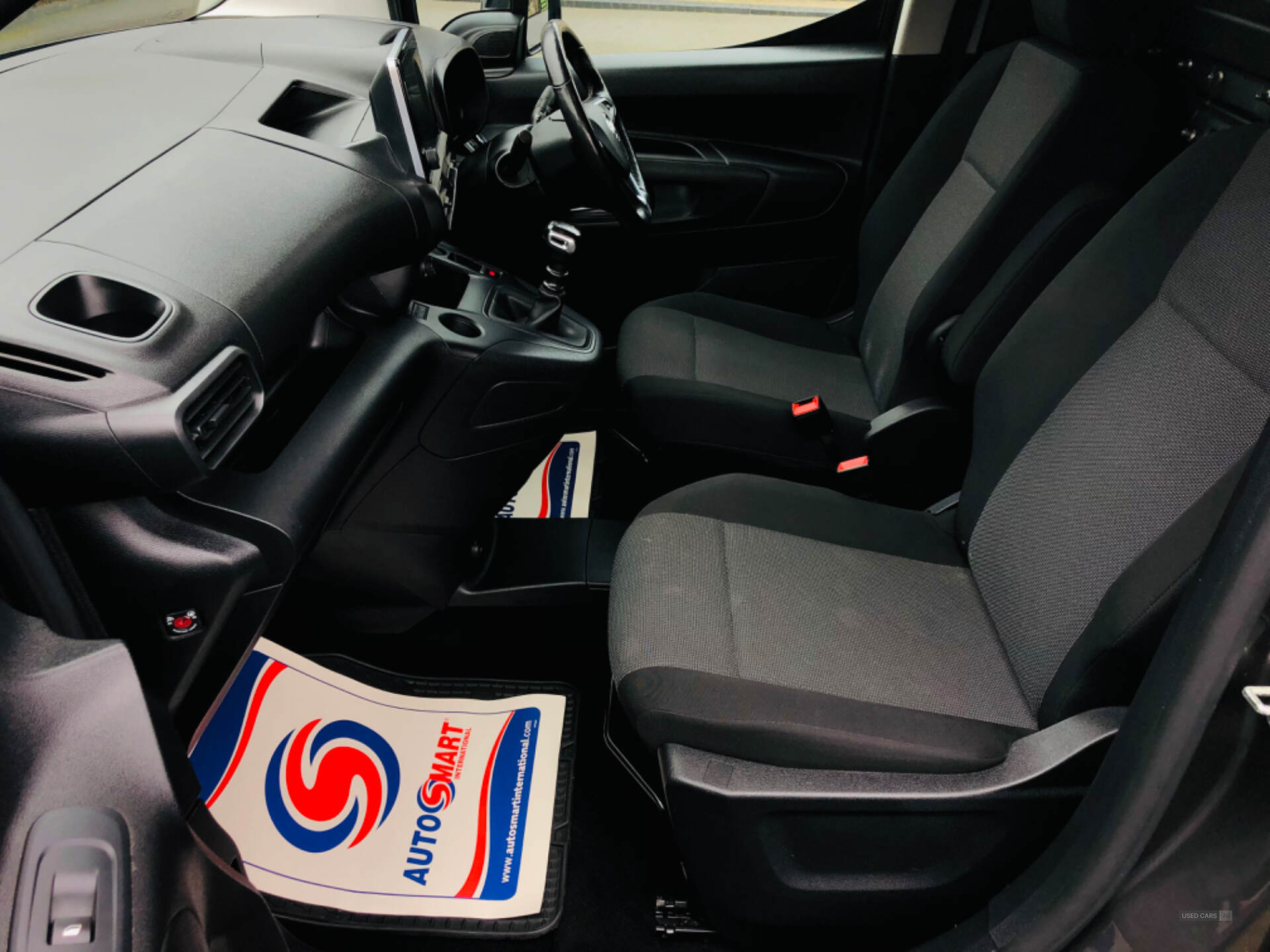 May 2022 Vauxhall Combo 2300 1.5 Turbo D 100ps H1 Elite Van [6 Speed]