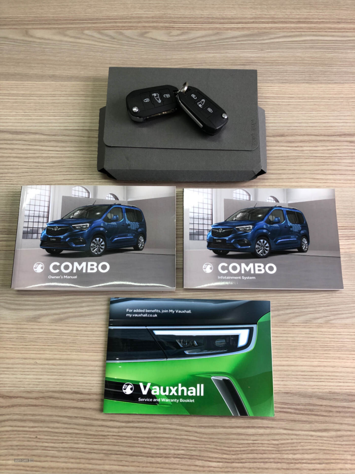 May 2022 Vauxhall Combo 2300 1.5 Turbo D 100ps H1 Elite Van [6 Speed]