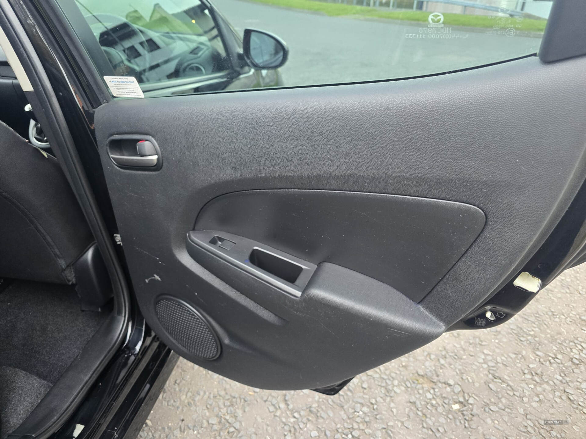 Sep 2012 Mazda Mazda2 1.3 Venture Edition 5dr