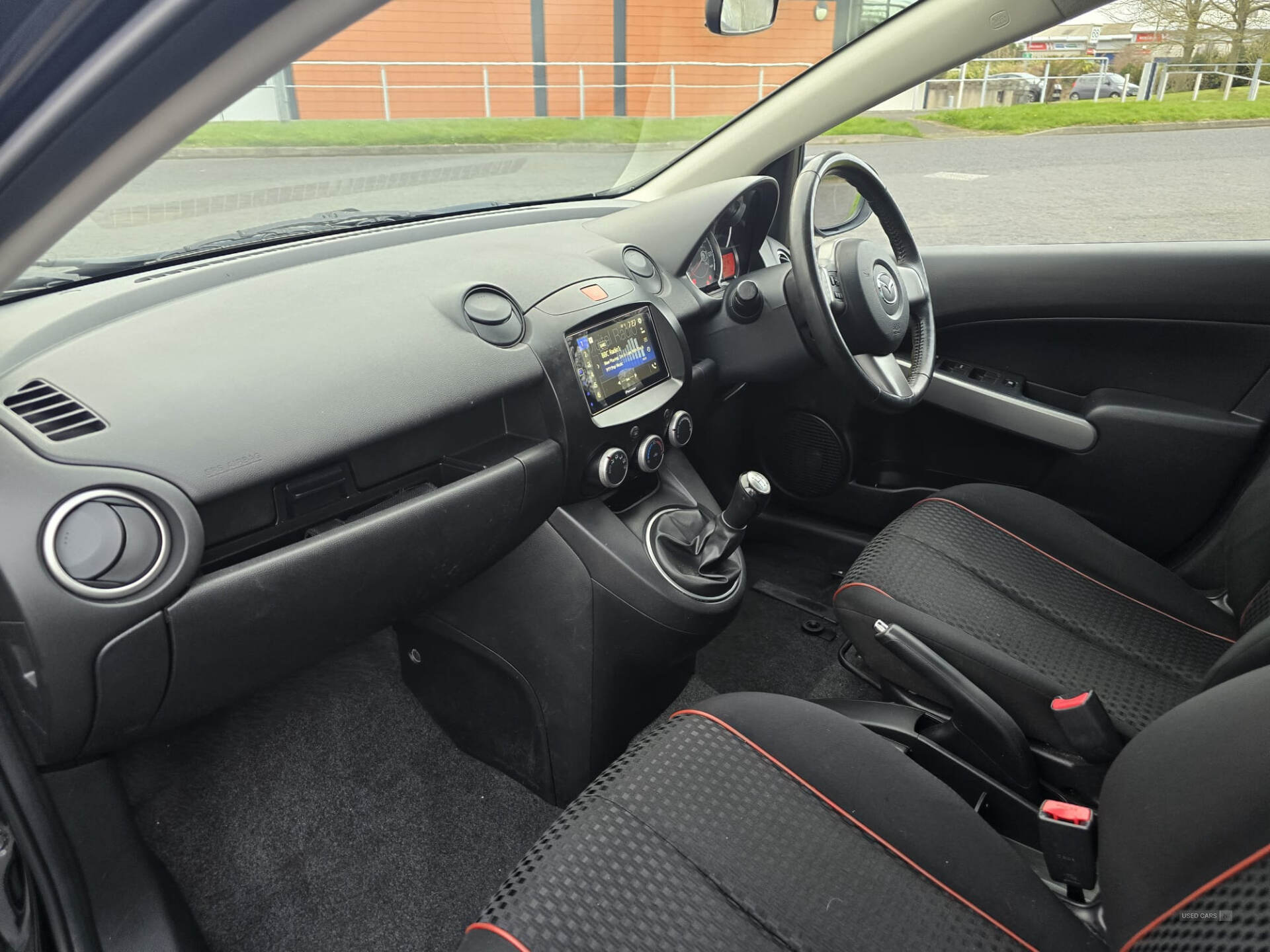 Sep 2012 Mazda Mazda2 1.3 Venture Edition 5dr
