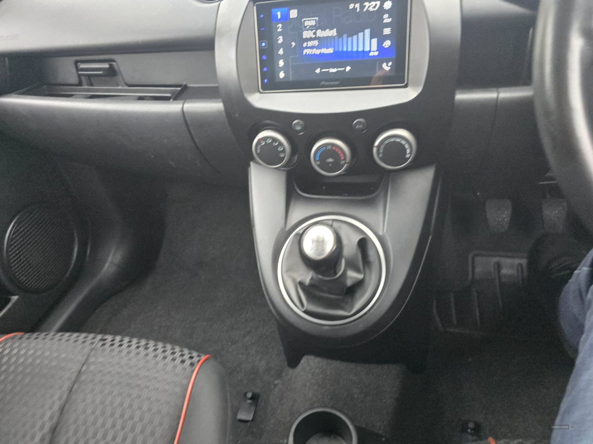 Sep 2012 Mazda Mazda2 1.3 Venture Edition 5dr