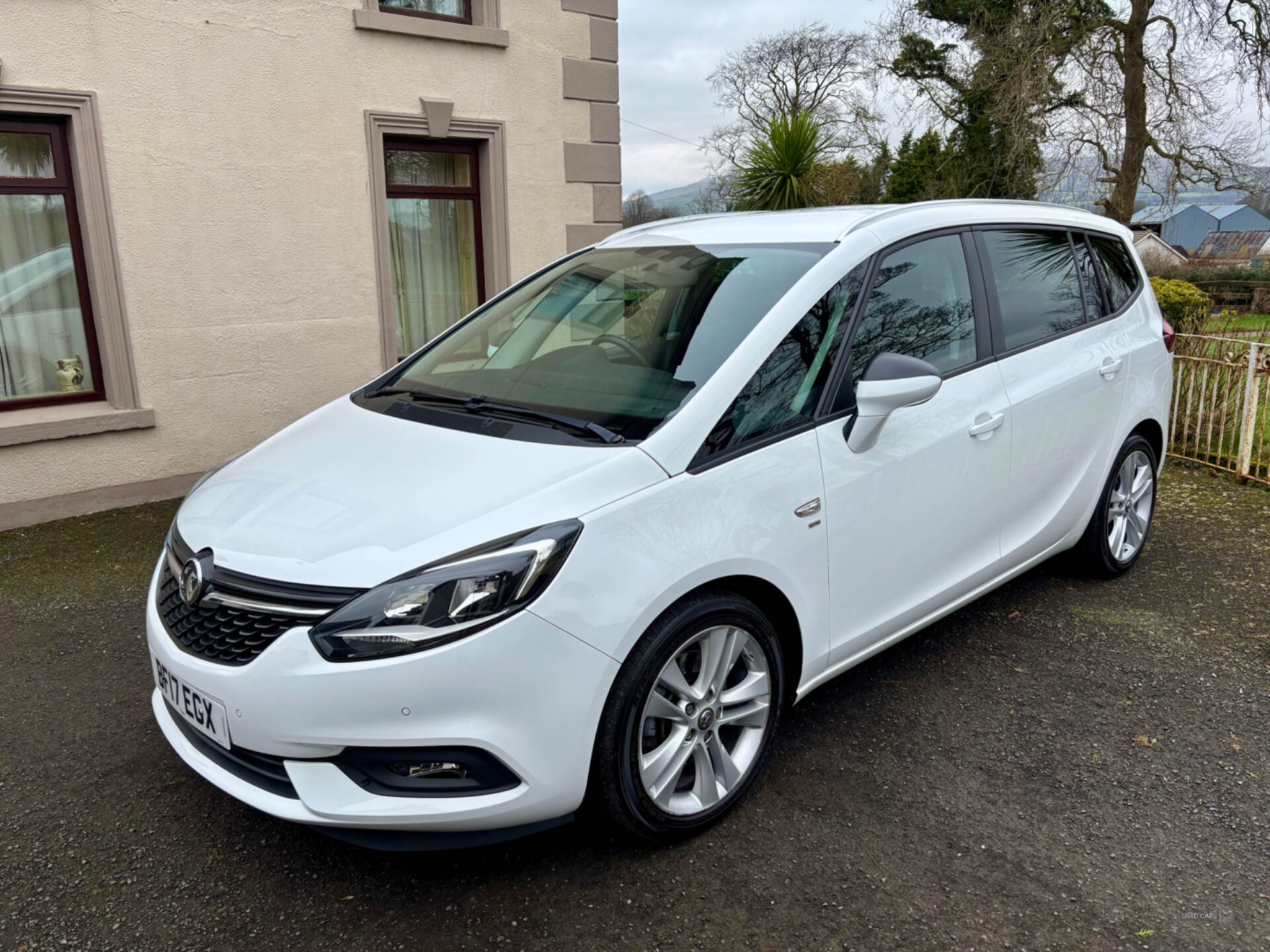 Feb 2017 Vauxhall Zafira 2.0 CDTi SRi 5dr