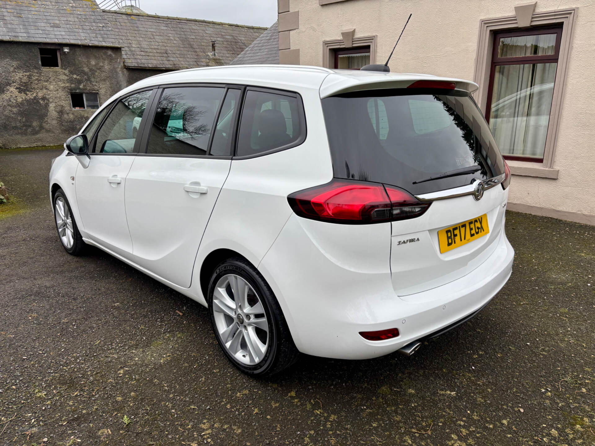 Feb 2017 Vauxhall Zafira 2.0 CDTi SRi 5dr