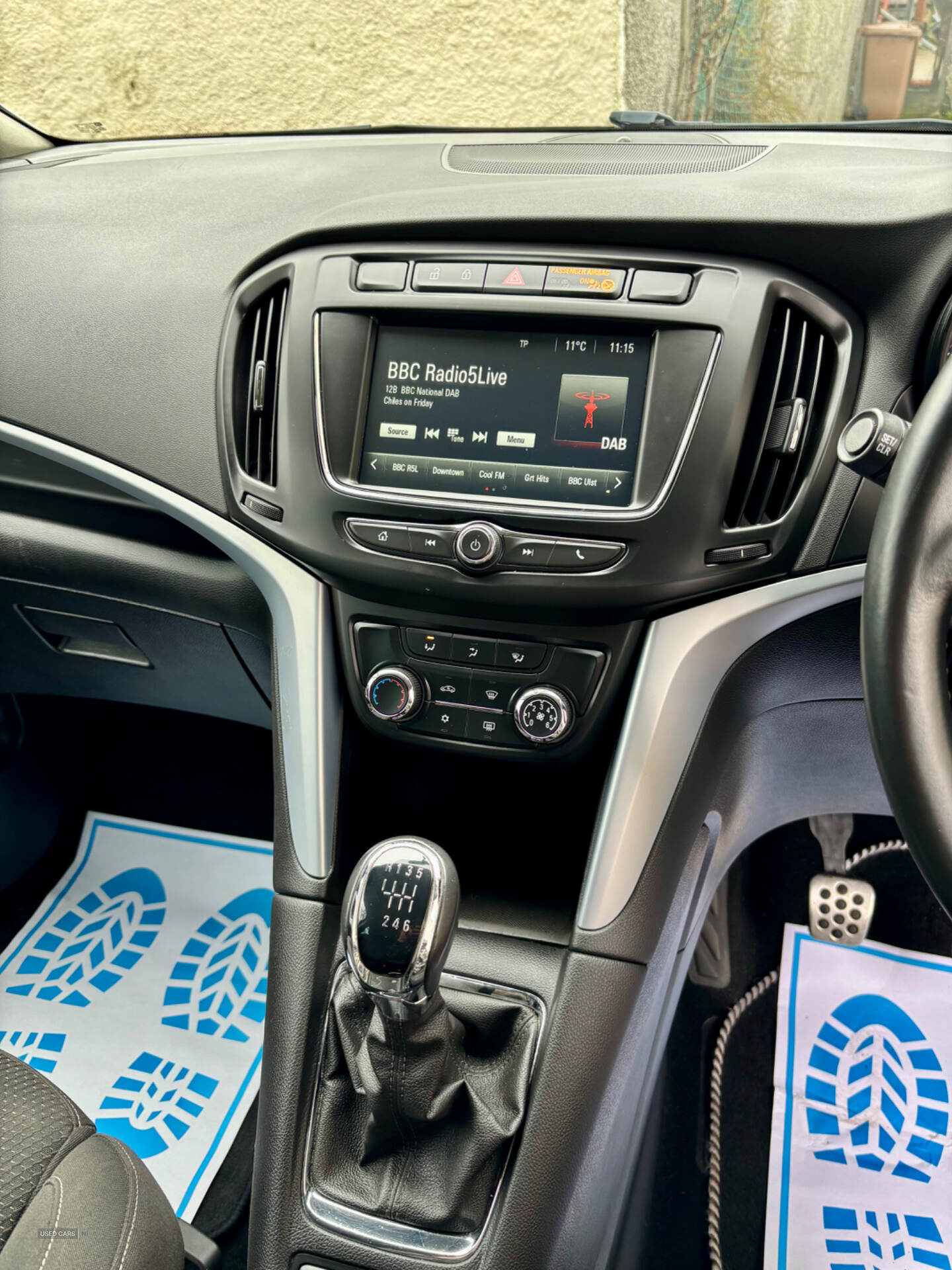 Feb 2017 Vauxhall Zafira 2.0 CDTi SRi 5dr