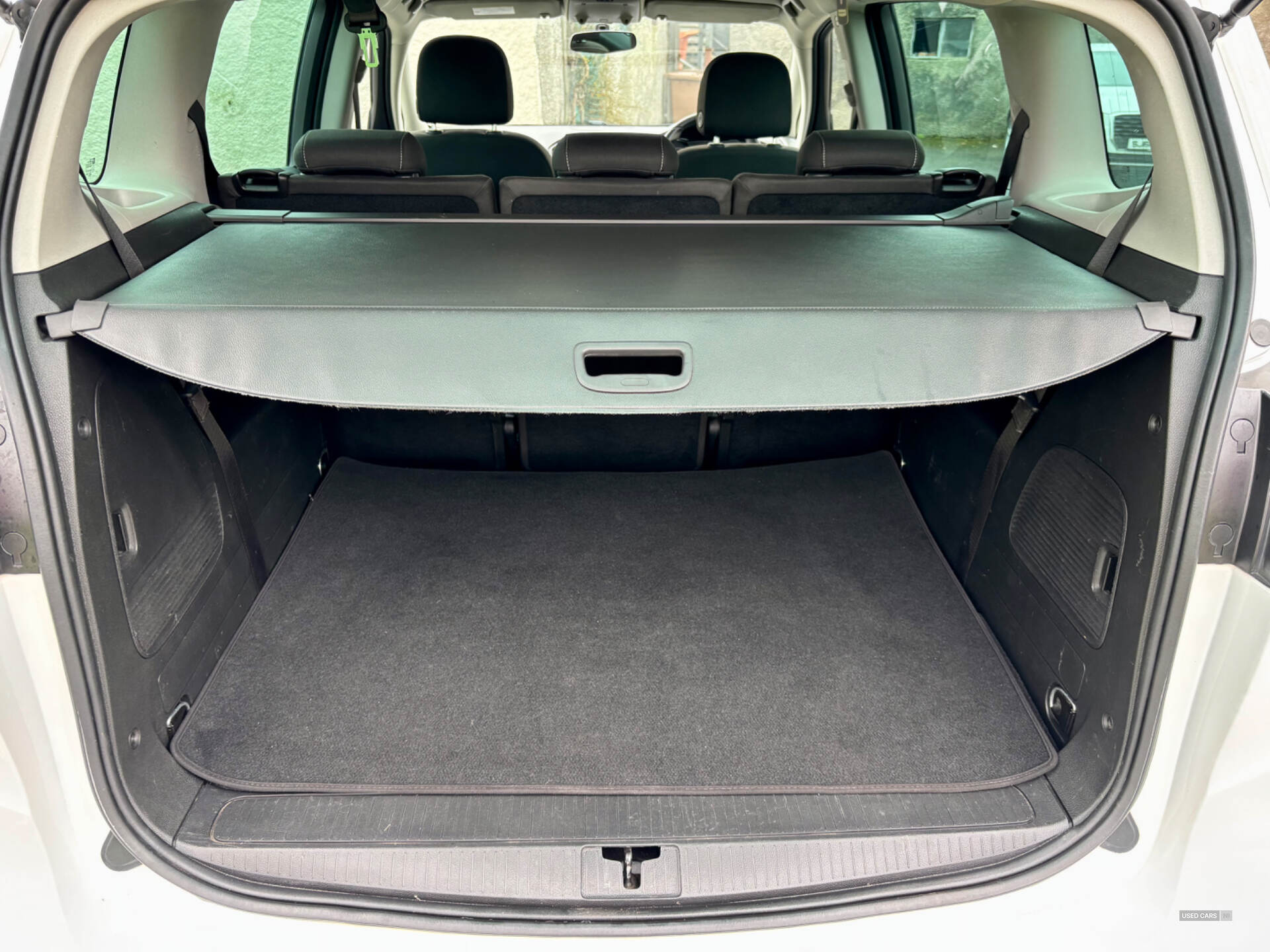 Feb 2017 Vauxhall Zafira 2.0 CDTi SRi 5dr