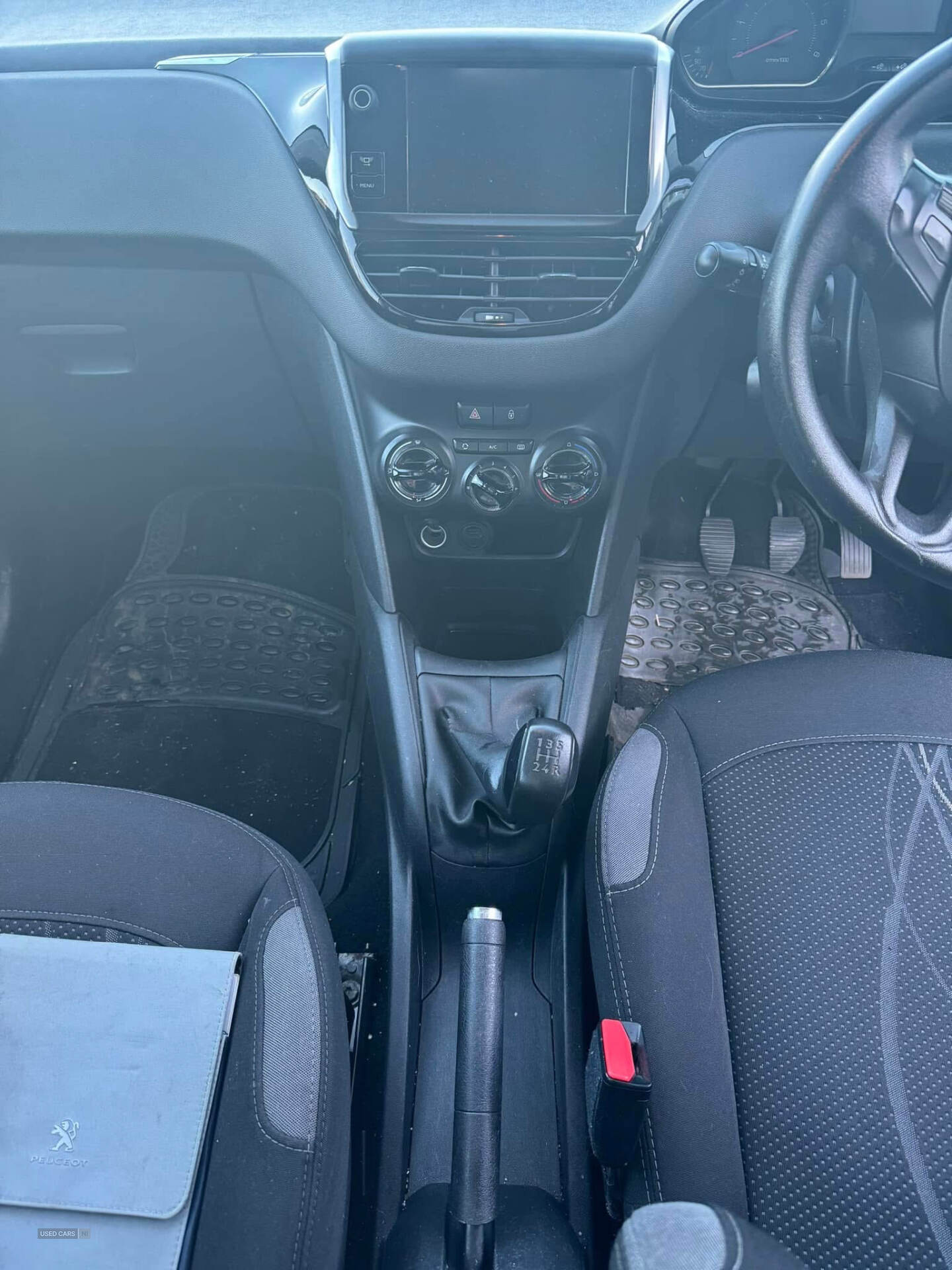 Jan 2013 Peugeot 208 1.6 e-HDi Active 5dr