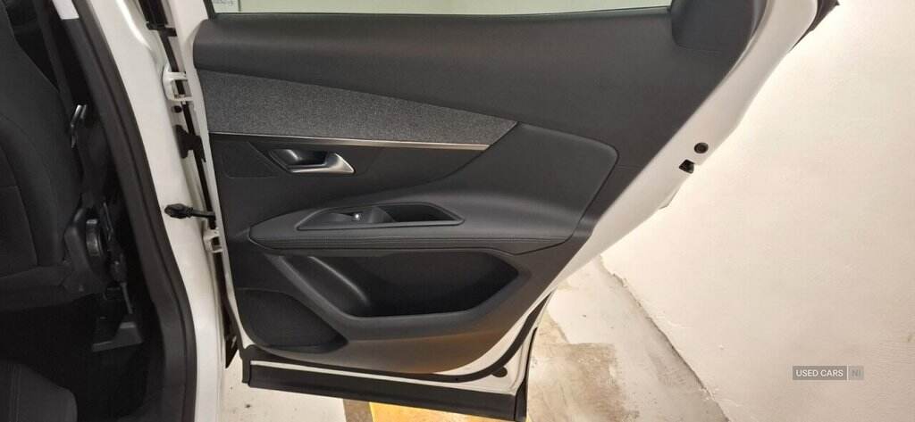 Mar 2019 Peugeot 3008 1.5 BlueHDi Allure 5dr