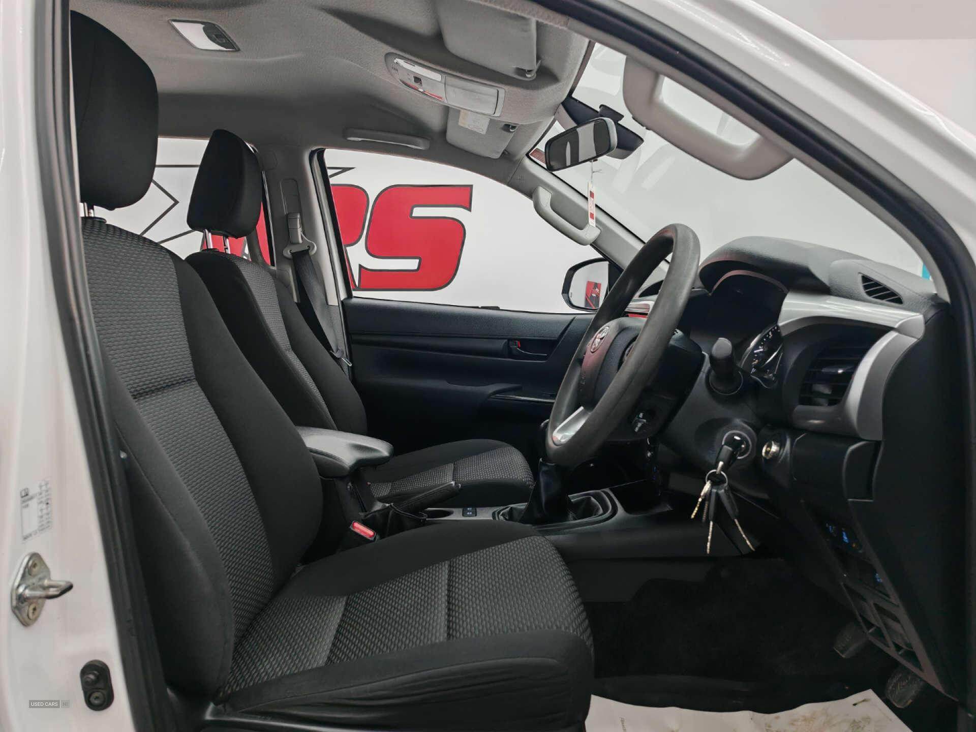 Mar 2021 Toyota Hilux Active D/Cab Pick Up 2.4 D-4D