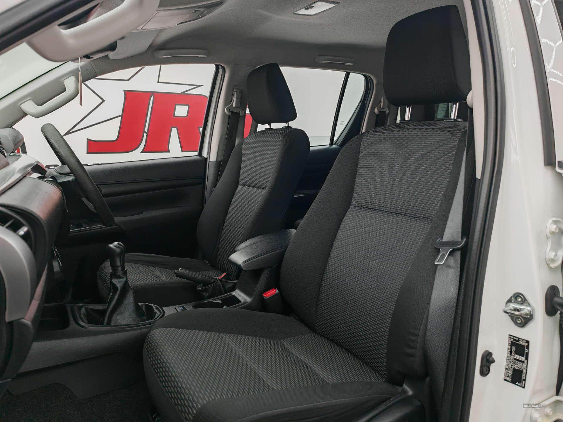 Mar 2021 Toyota Hilux Active D/Cab Pick Up 2.4 D-4D