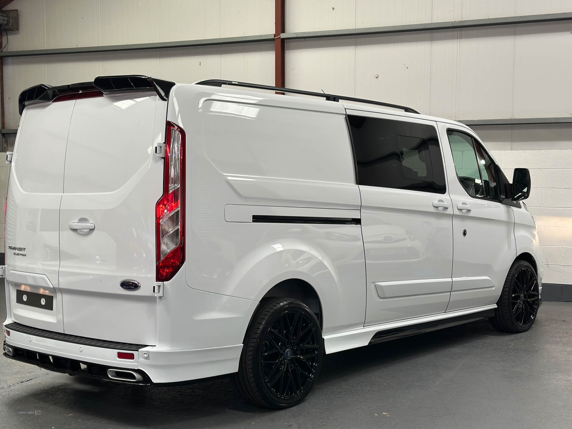 Nov 2021 Ford Transit Custom 2.0 EcoBlue 130ps Low Roof D/Cab Limited Van