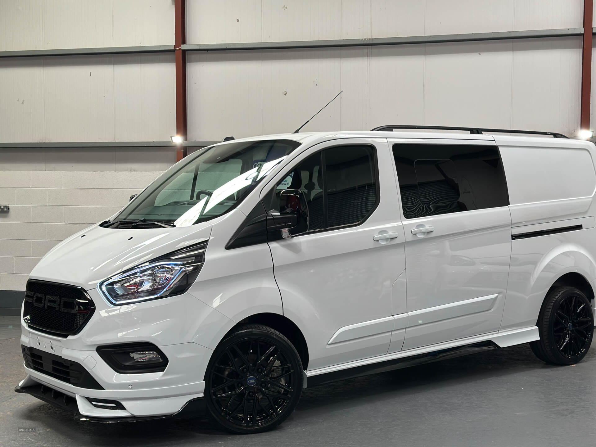 Nov 2021 Ford Transit Custom 2.0 EcoBlue 130ps Low Roof D/Cab Limited Van
