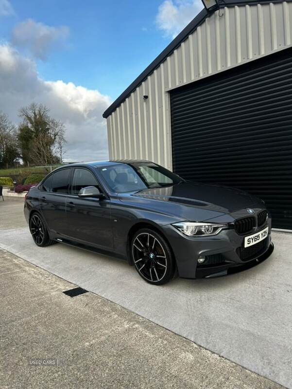 Dec 2015 BMW 3 Series 330d xDrive M Sport 4dr Step Auto