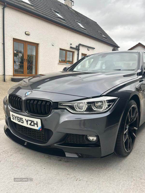 Dec 2015 BMW 3 Series 330d xDrive M Sport 4dr Step Auto