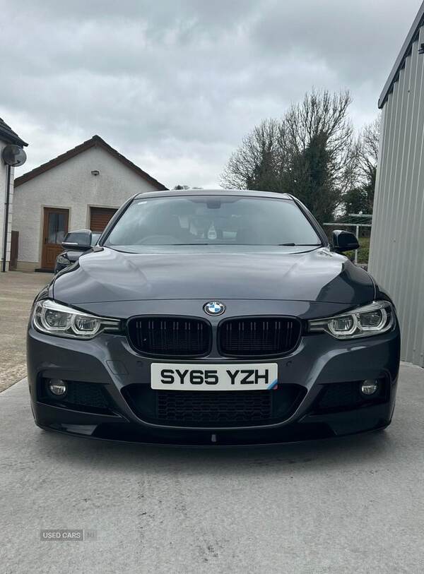Dec 2015 BMW 3 Series 330d xDrive M Sport 4dr Step Auto