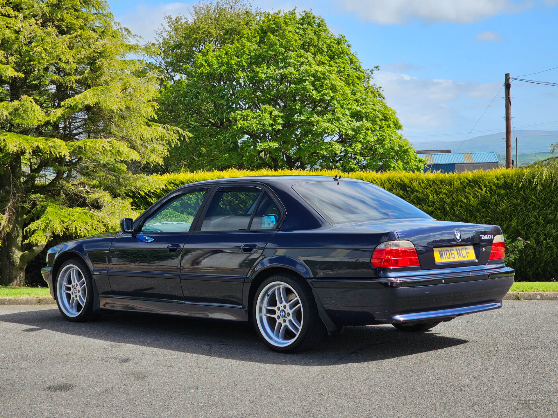 Apr 2000 BMW 7 Series 740i L V8 4dr Auto