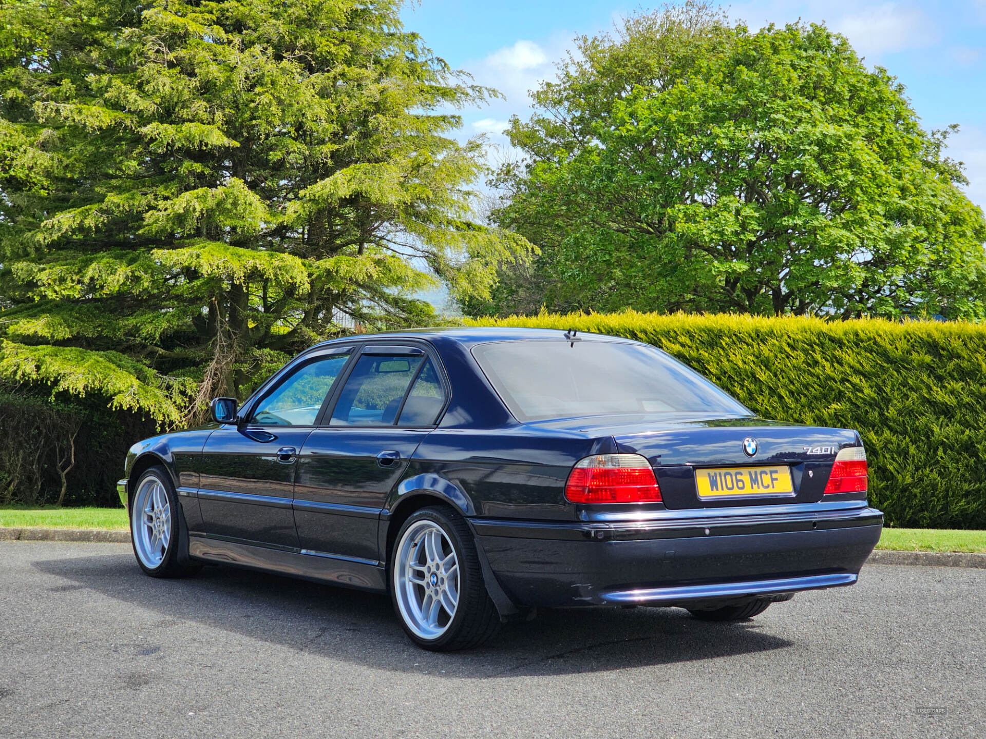 Apr 2000 BMW 7 Series 740i L V8 4dr Auto