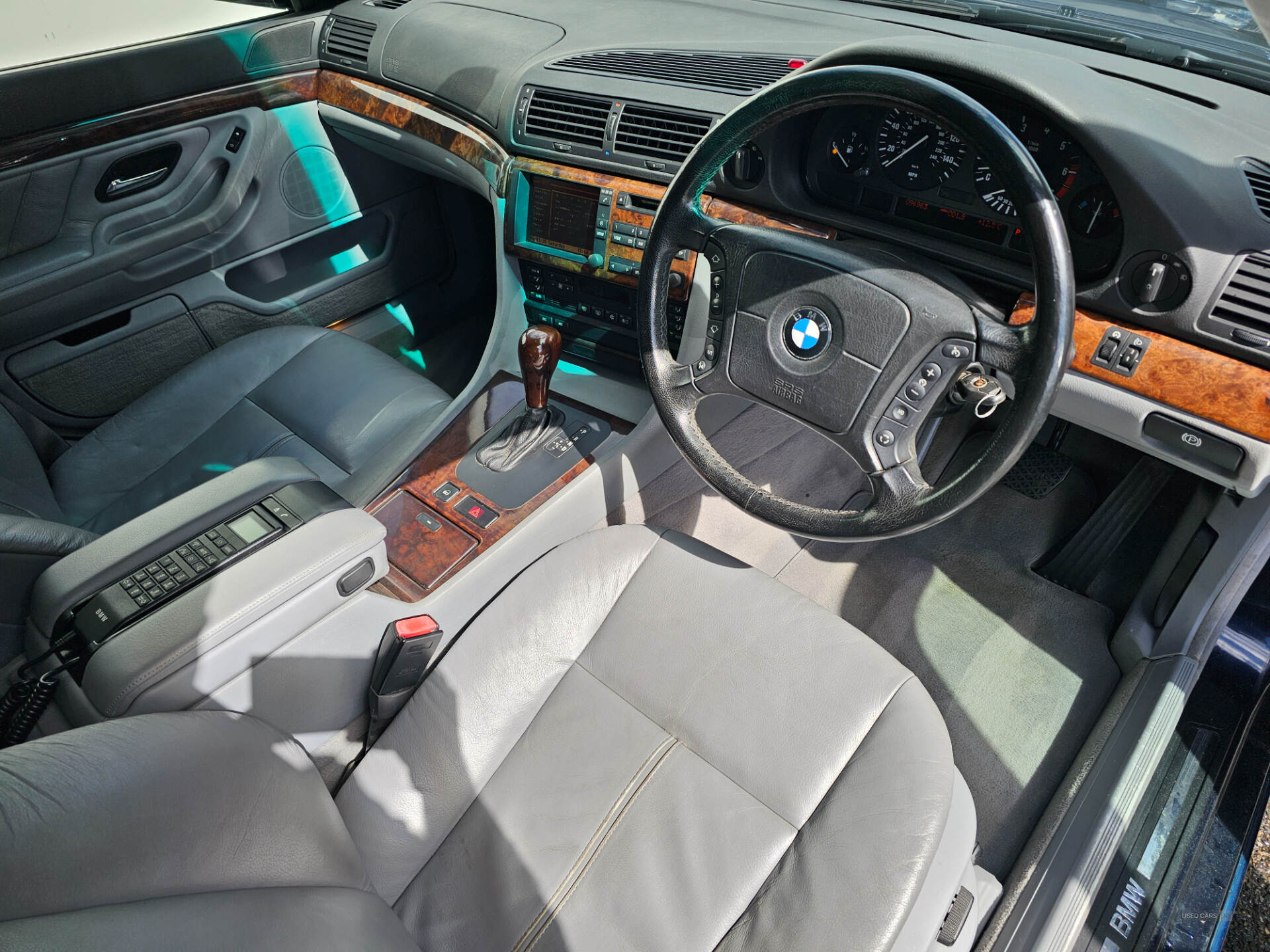 Apr 2000 BMW 7 Series 740i L V8 4dr Auto
