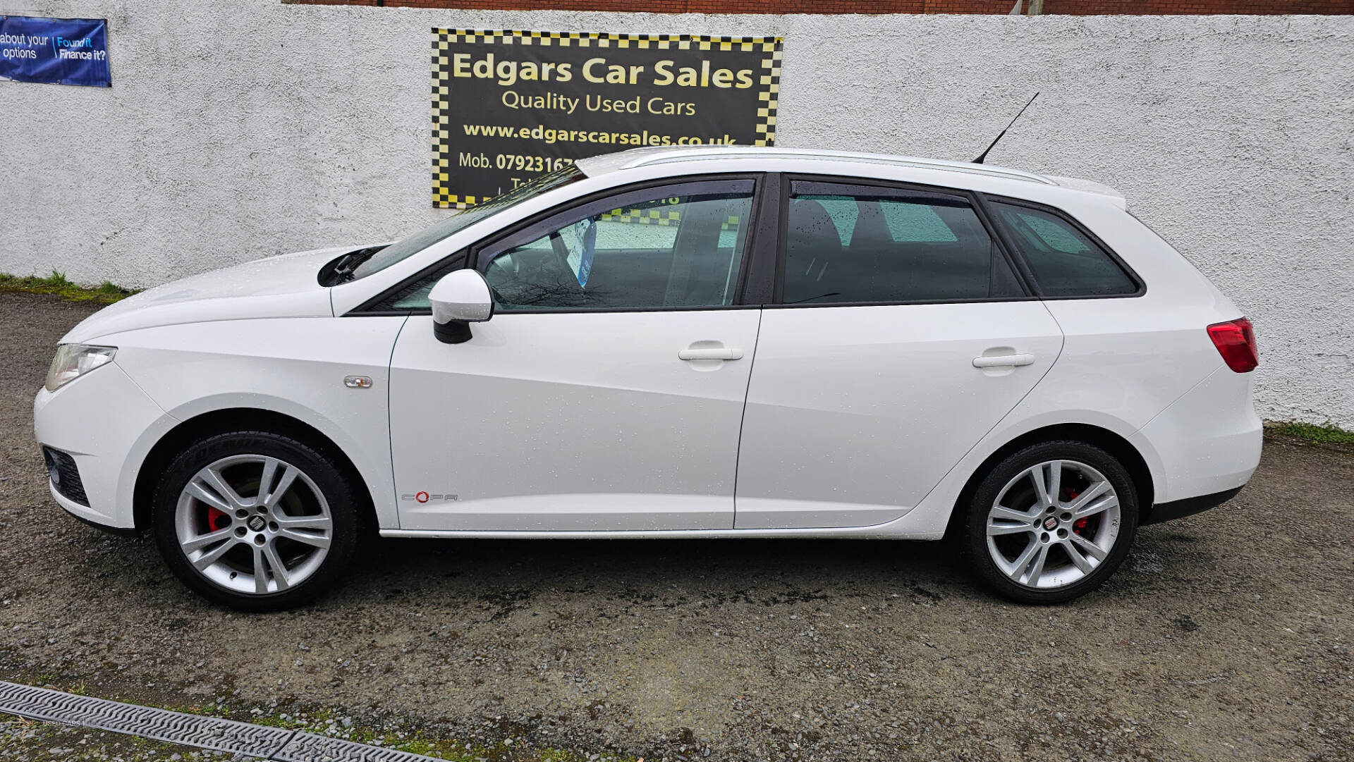 Seat Ibiza SPORT TOURER in Down