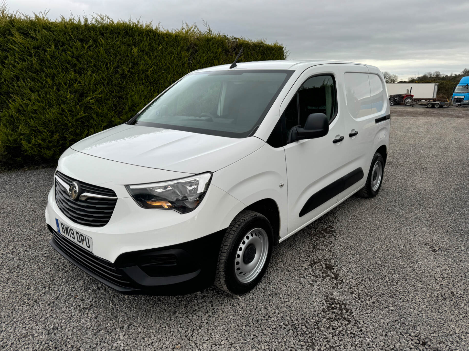 May 2019 Vauxhall Combo 2000 1.6 Turbo D 100ps H1 Edition Van