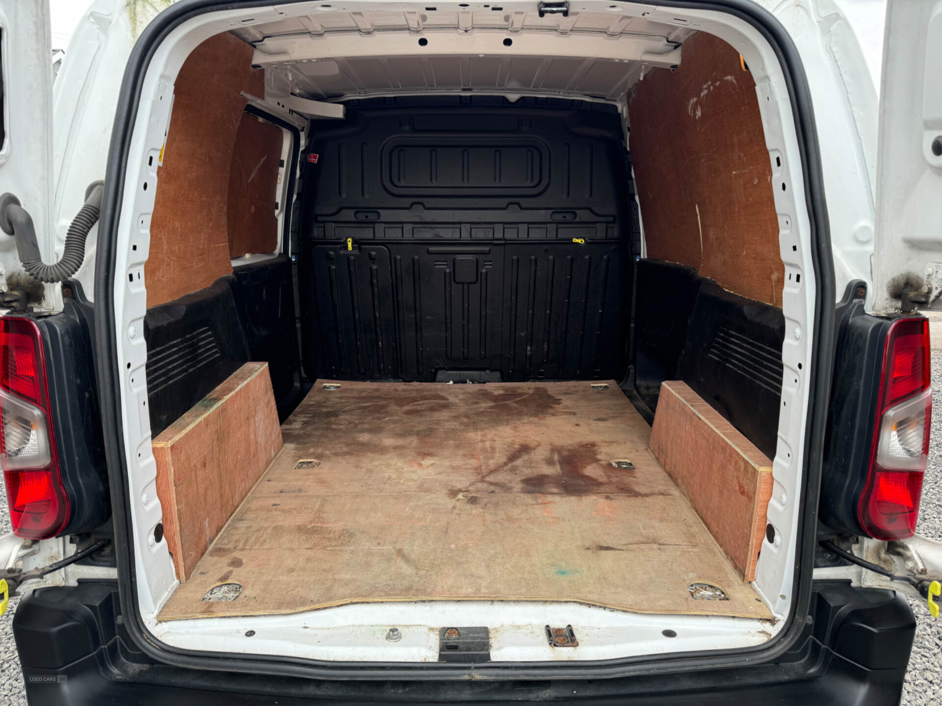 May 2019 Vauxhall Combo 2000 1.6 Turbo D 100ps H1 Edition Van