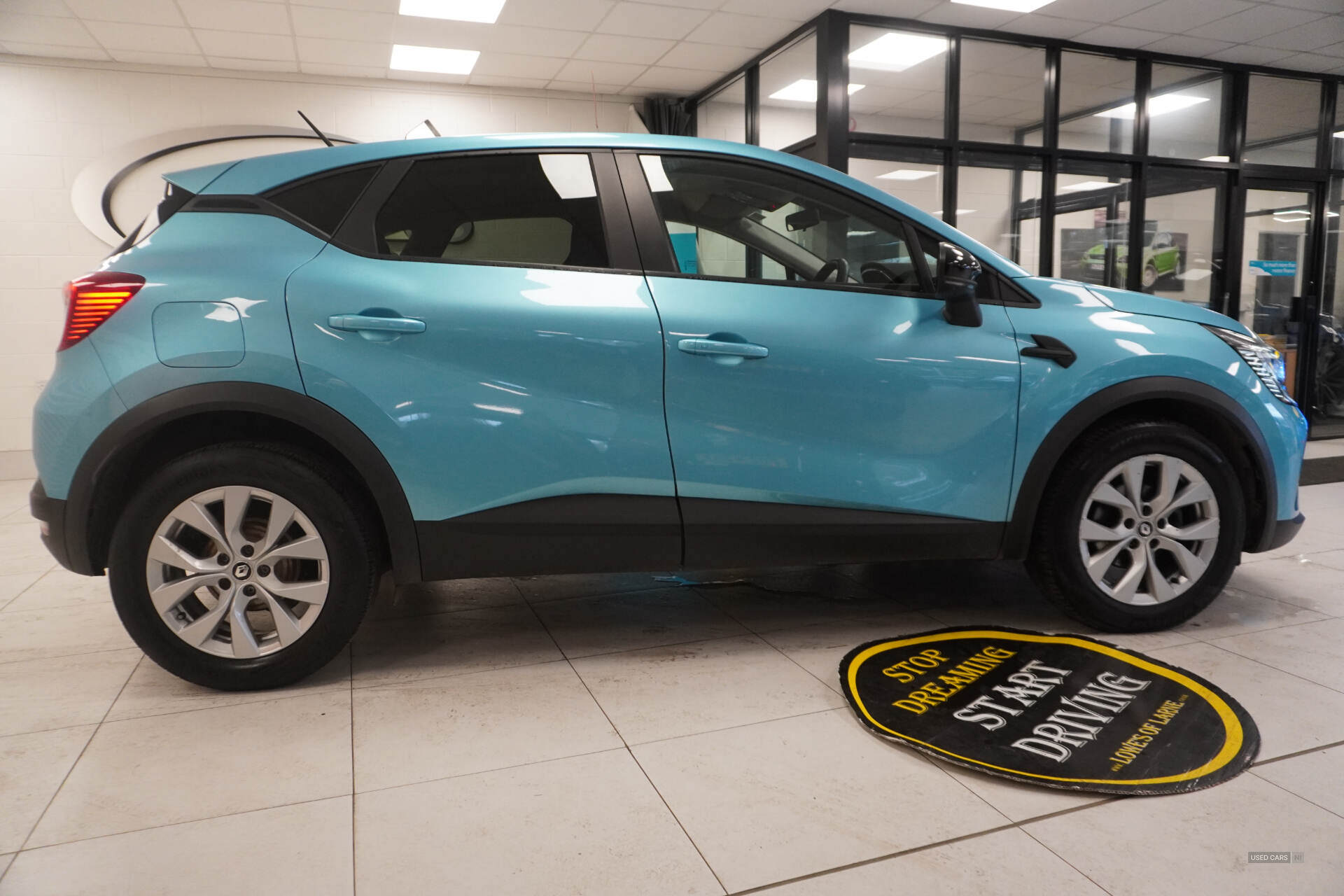 Oct 2021 Renault Captur 1.3 TCE 140 Iconic 5dr EDC
