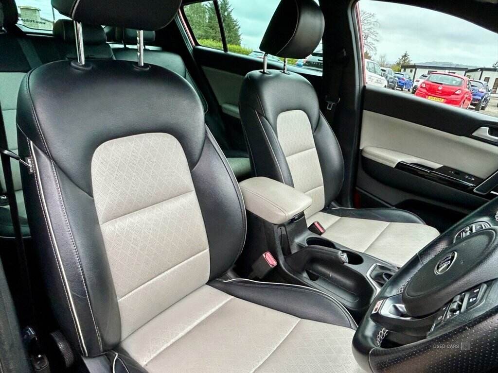 Apr 2017 Kia Sportage 2.0 CRDi GT-Line 5dr Auto [AWD]