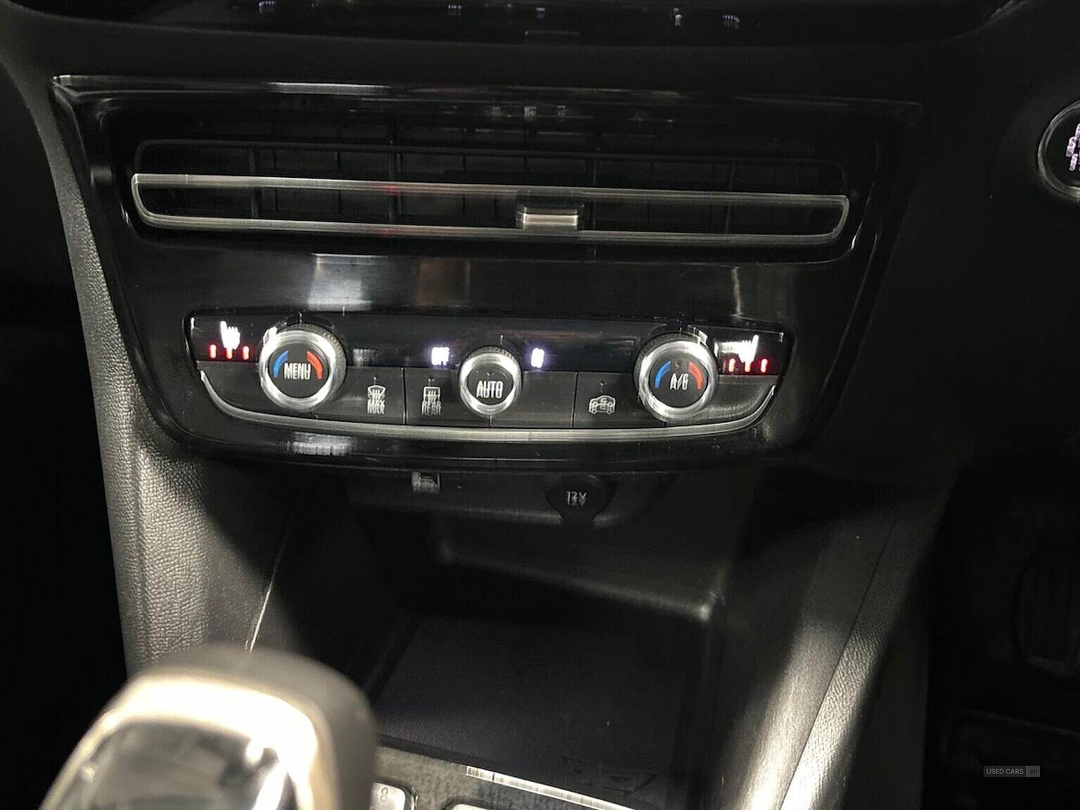 Jan 2022 Vauxhall Mokka 1.5 Turbo D Elite Premium 5Dr