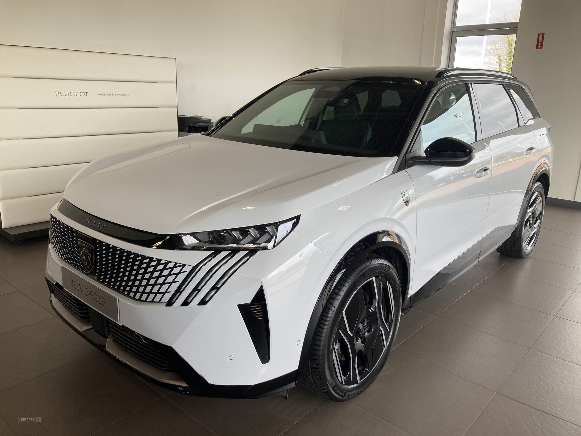 Sep 2024 Peugeot 5008 157kW GT 73kWh 5dr Auto
