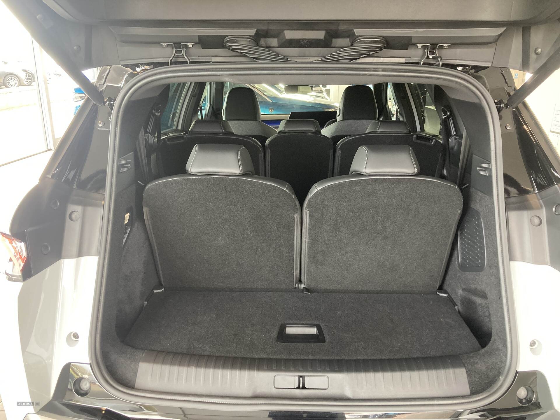 Sep 2024 Peugeot 5008 157kW GT 73kWh 5dr Auto