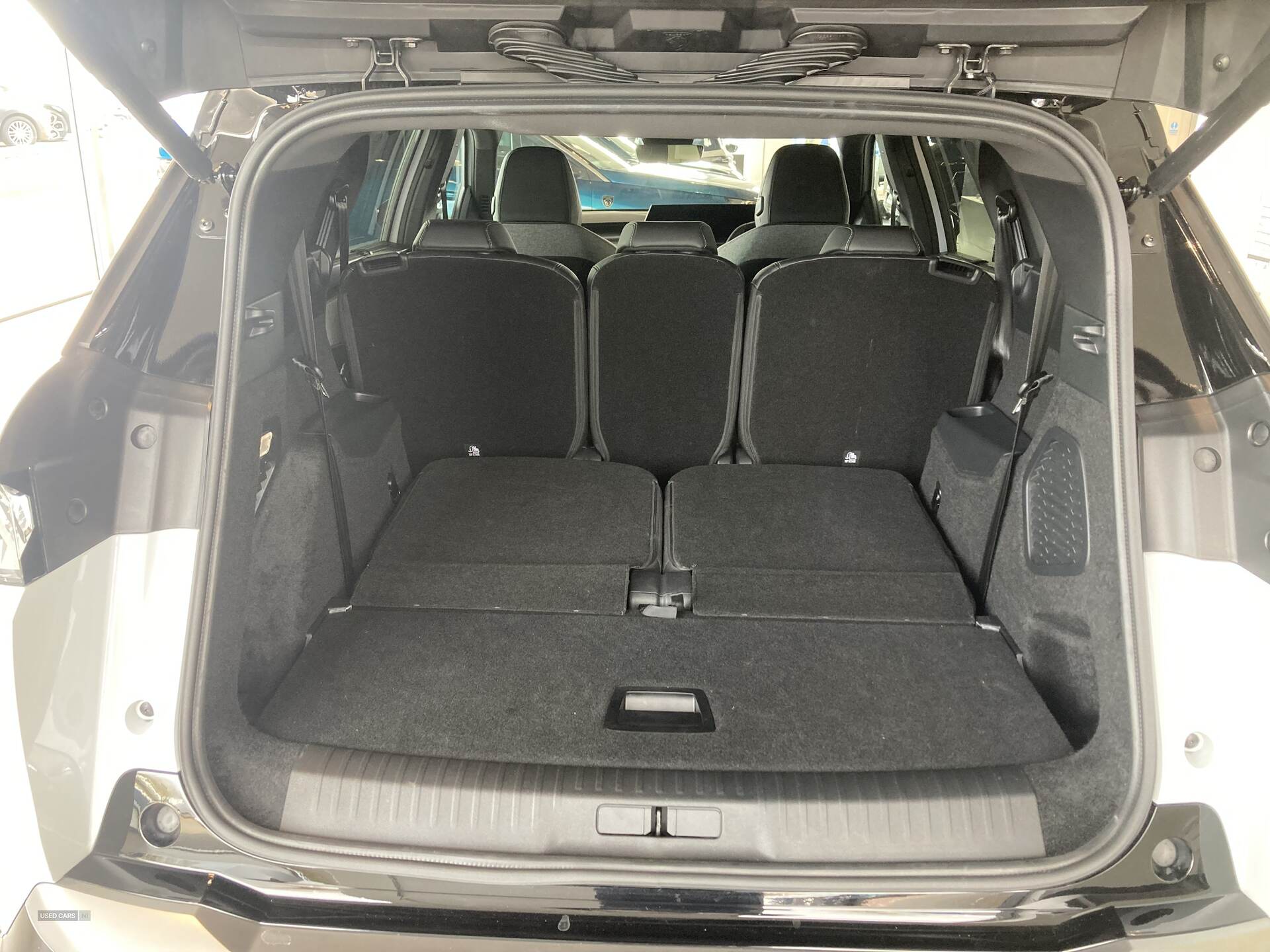 Sep 2024 Peugeot 5008 157kW GT 73kWh 5dr Auto