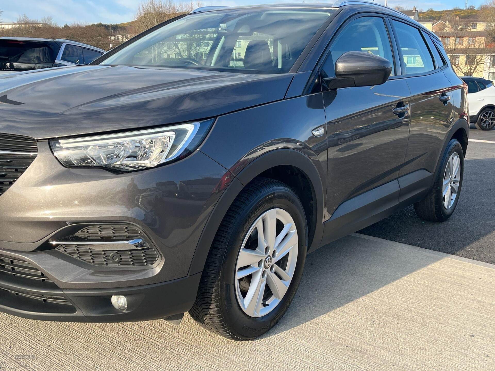 Jan 2020 Vauxhall Grandland X 1.5 Turbo D SE 5dr