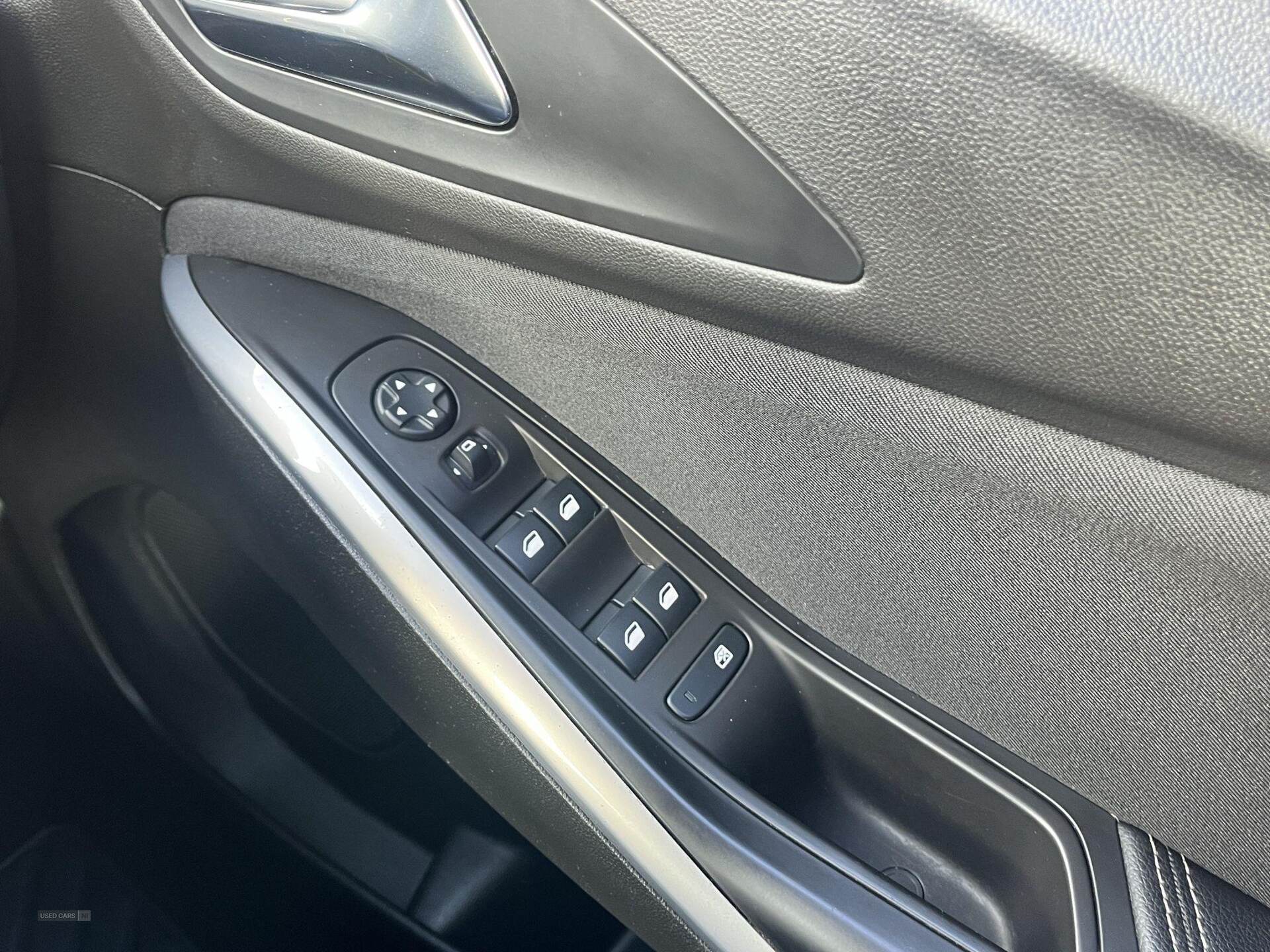 Jan 2020 Vauxhall Grandland X 1.5 Turbo D SE 5dr