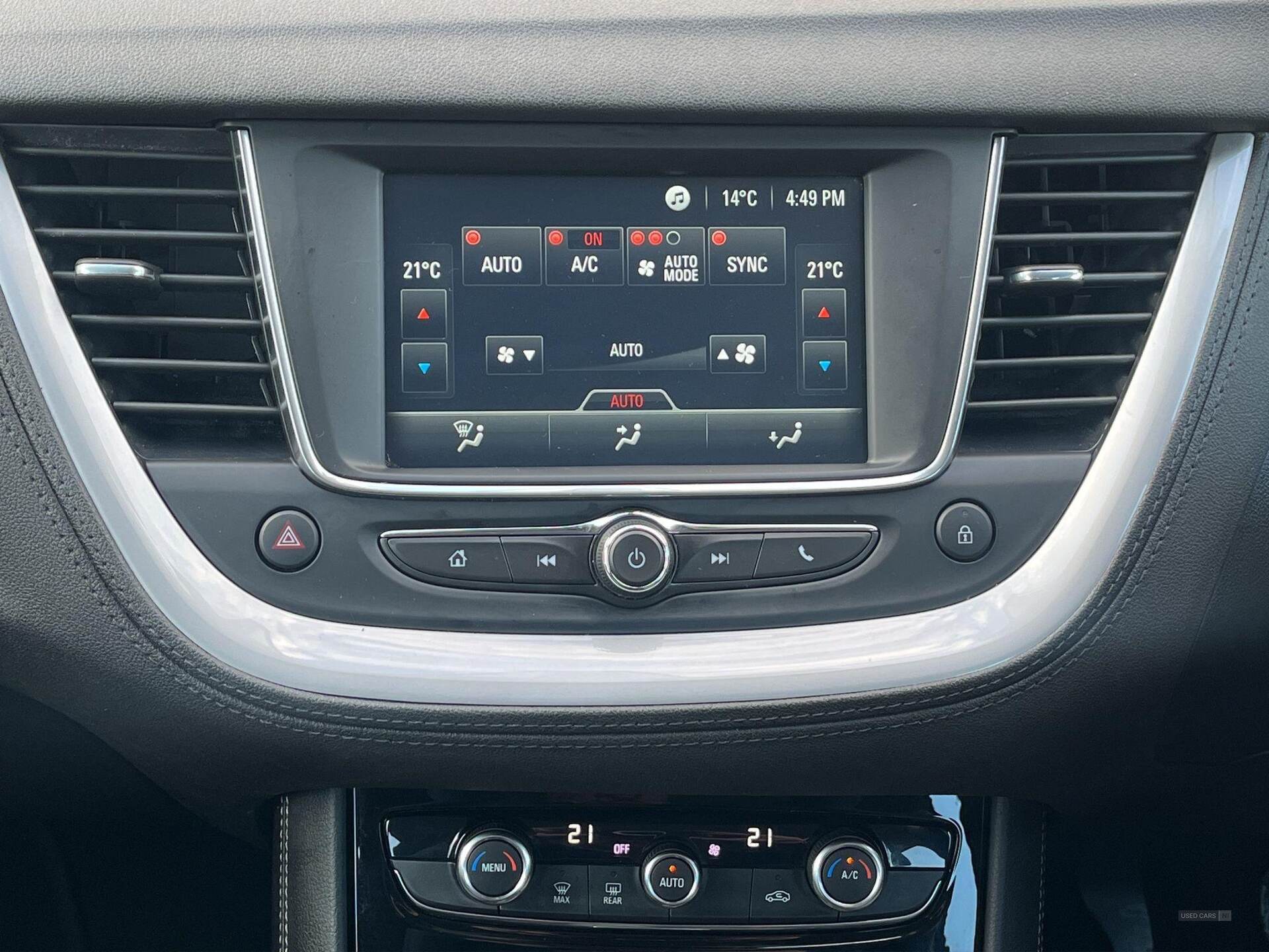 Jan 2020 Vauxhall Grandland X 1.5 Turbo D SE 5dr