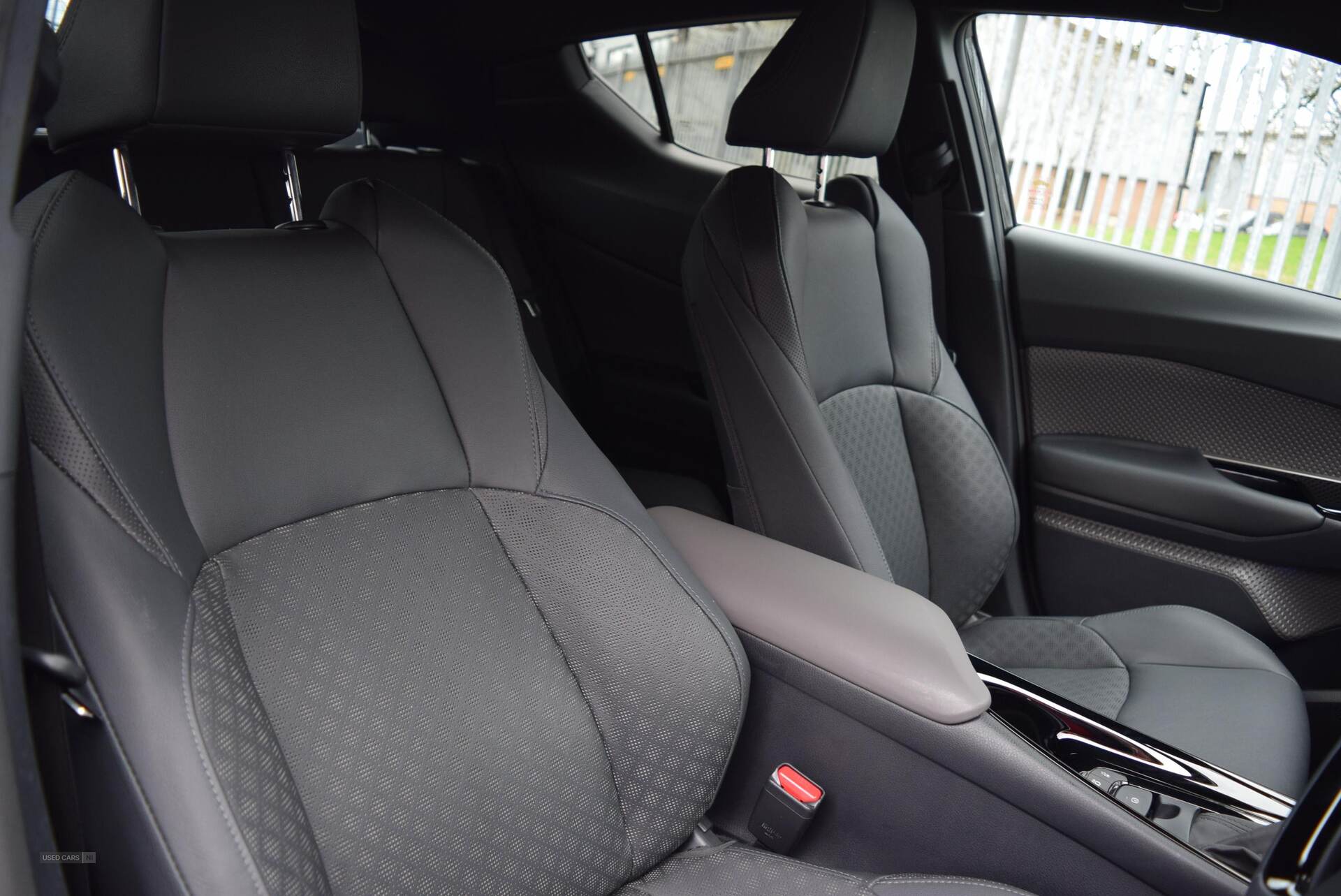  2022 Toyota C-HR 1.8 Hybrid Excel 5dr CVT
