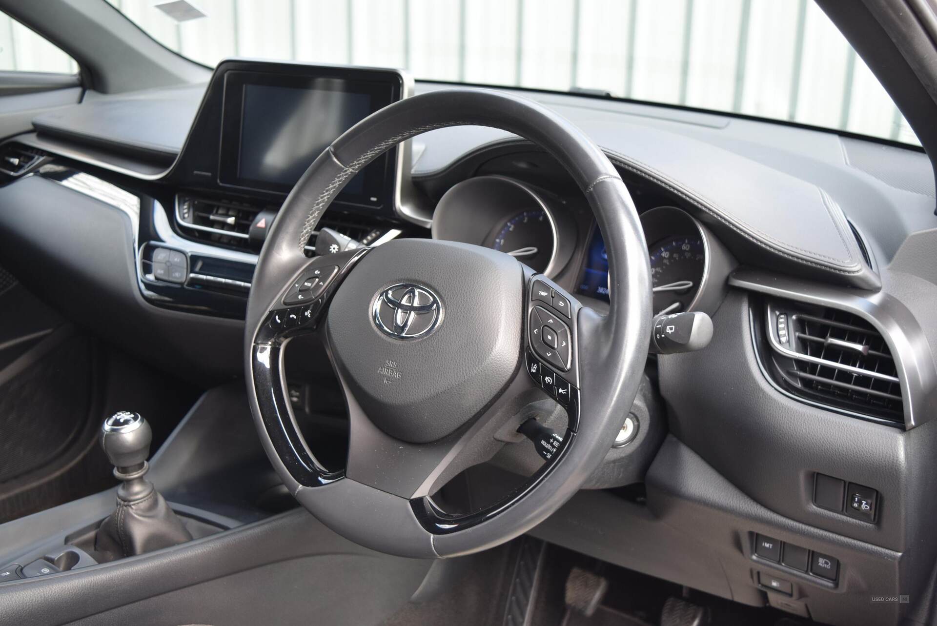 Jan 2018 Toyota C-HR 1.2T Icon 5dr