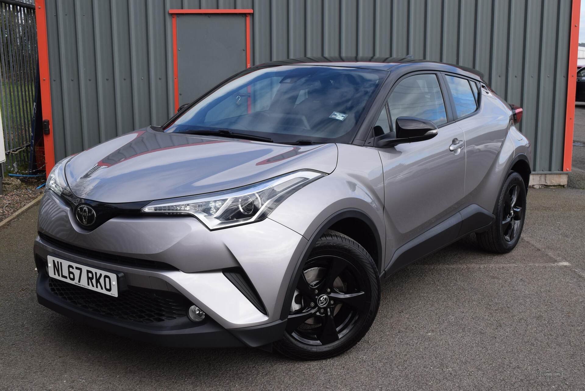 Jan 2018 Toyota C-HR 1.2T Icon 5dr