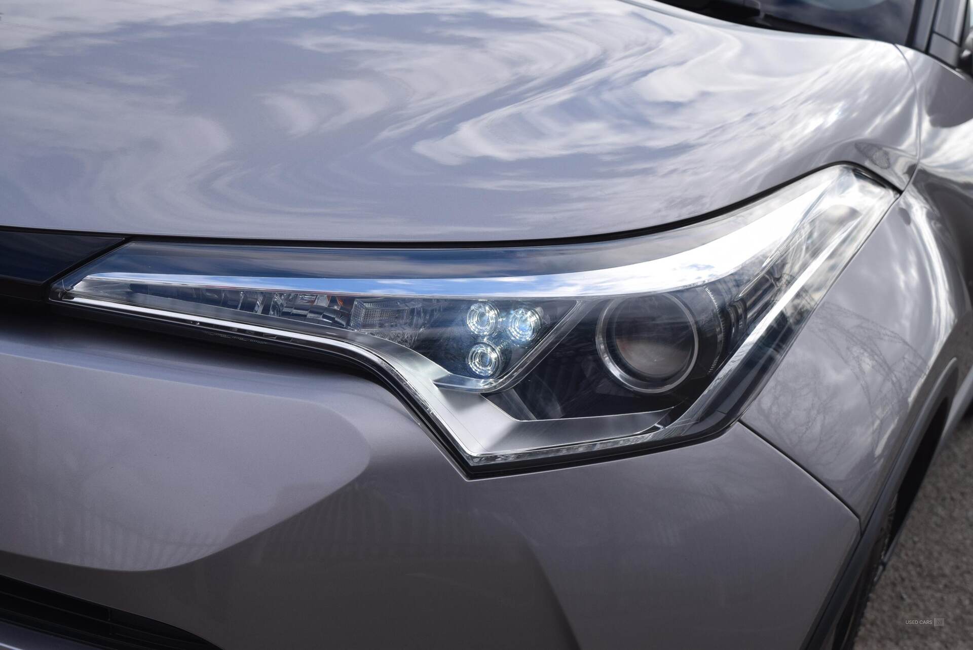 Jan 2018 Toyota C-HR 1.2T Icon 5dr