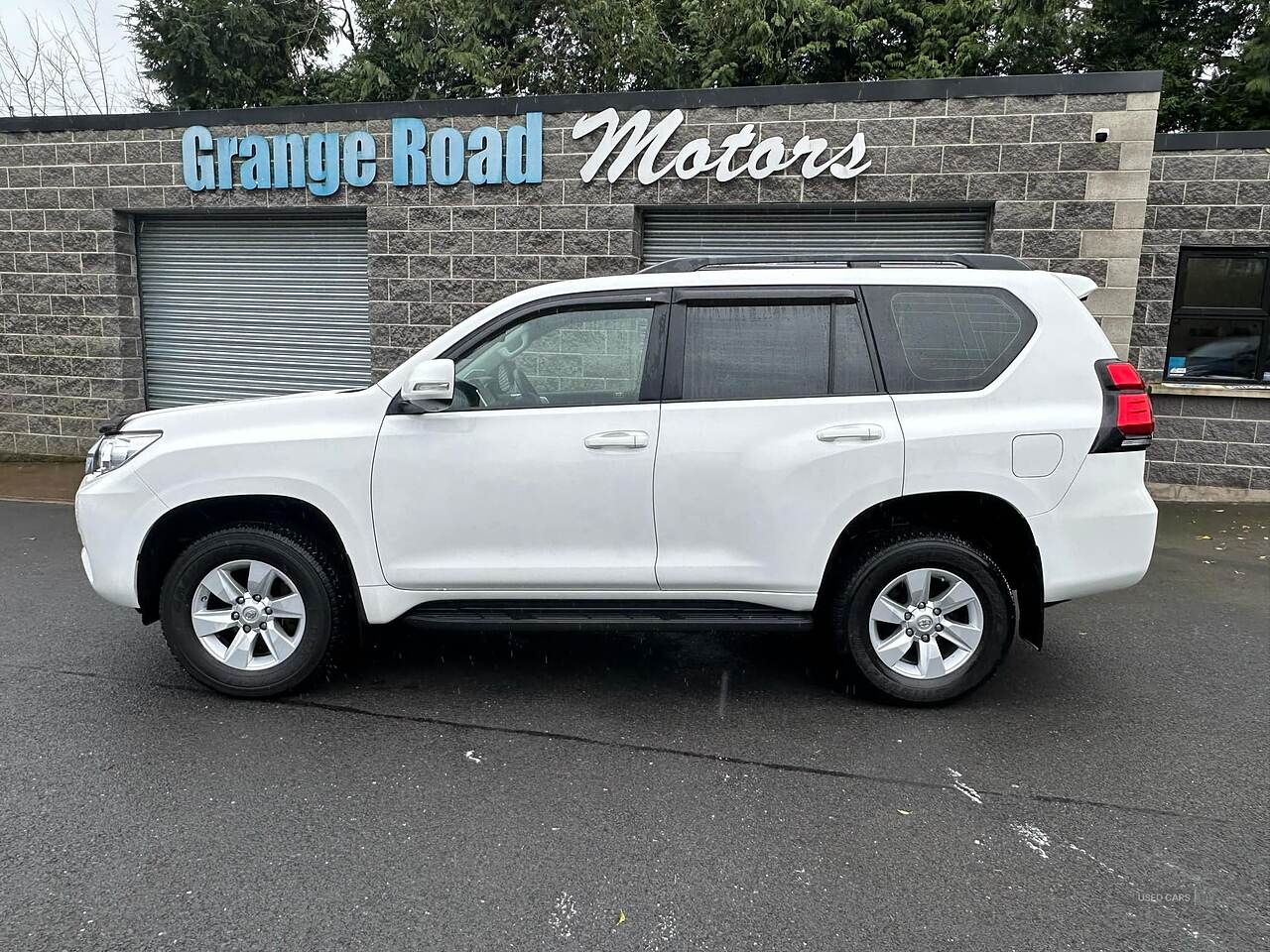 Sep 2022 Toyota Land Cruiser 2.8 D-4D 204 Active 5dr Auto 7 Seats