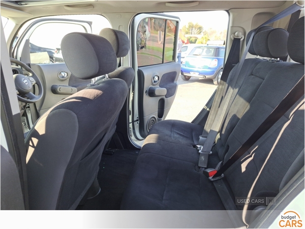 Nissan Cube ESTATE in Down