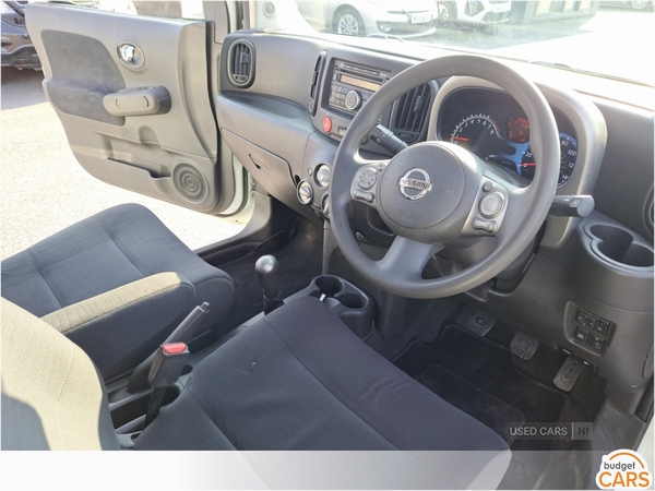 Nissan Cube ESTATE in Down