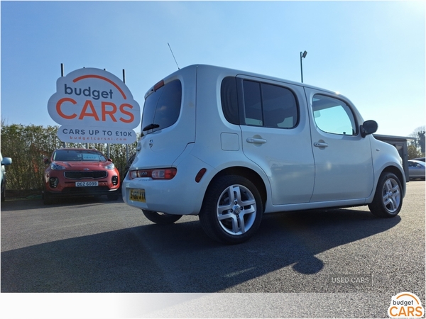 Nissan Cube ESTATE in Down