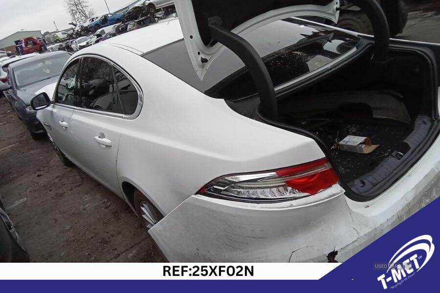 Oct 2015 Jaguar XF 2.0d [180] Prestige 4dr Auto