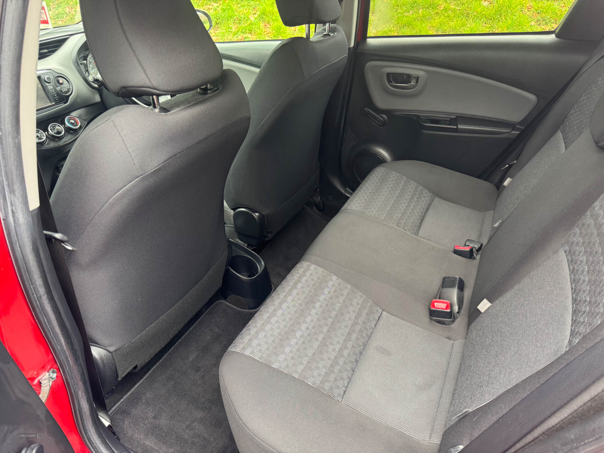 Mar 2016 Toyota Yaris 1.33 VVT-i Icon 5dr