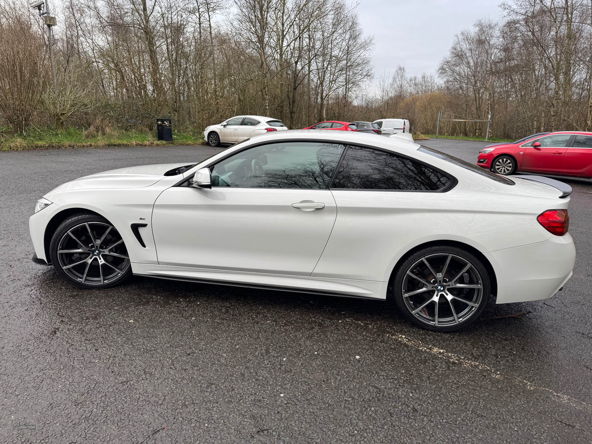 Sep 2015 BMW 4 Series 420d [190] M Sport 2dr [Professional Media]