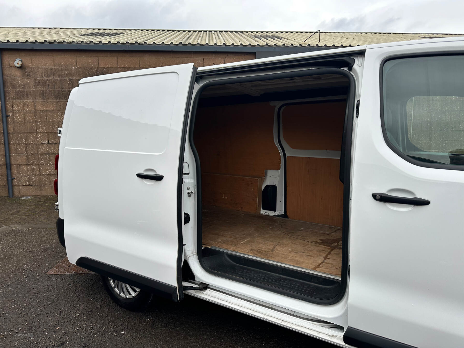 Mar 2021 Vauxhall Vivaro 2900 1.5d 100PS Dynamic H1 Van