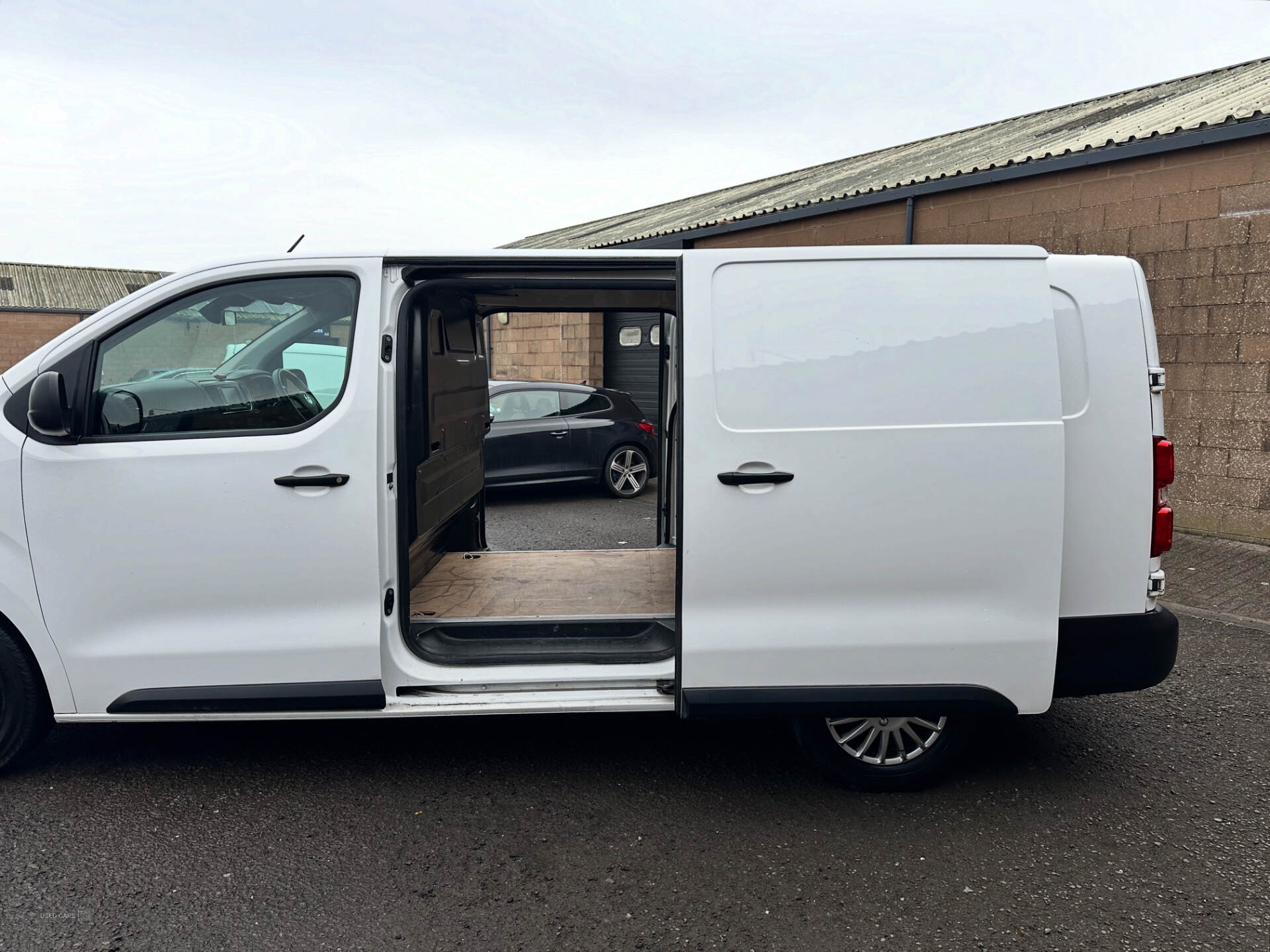Mar 2021 Vauxhall Vivaro 2900 1.5d 100PS Dynamic H1 Van