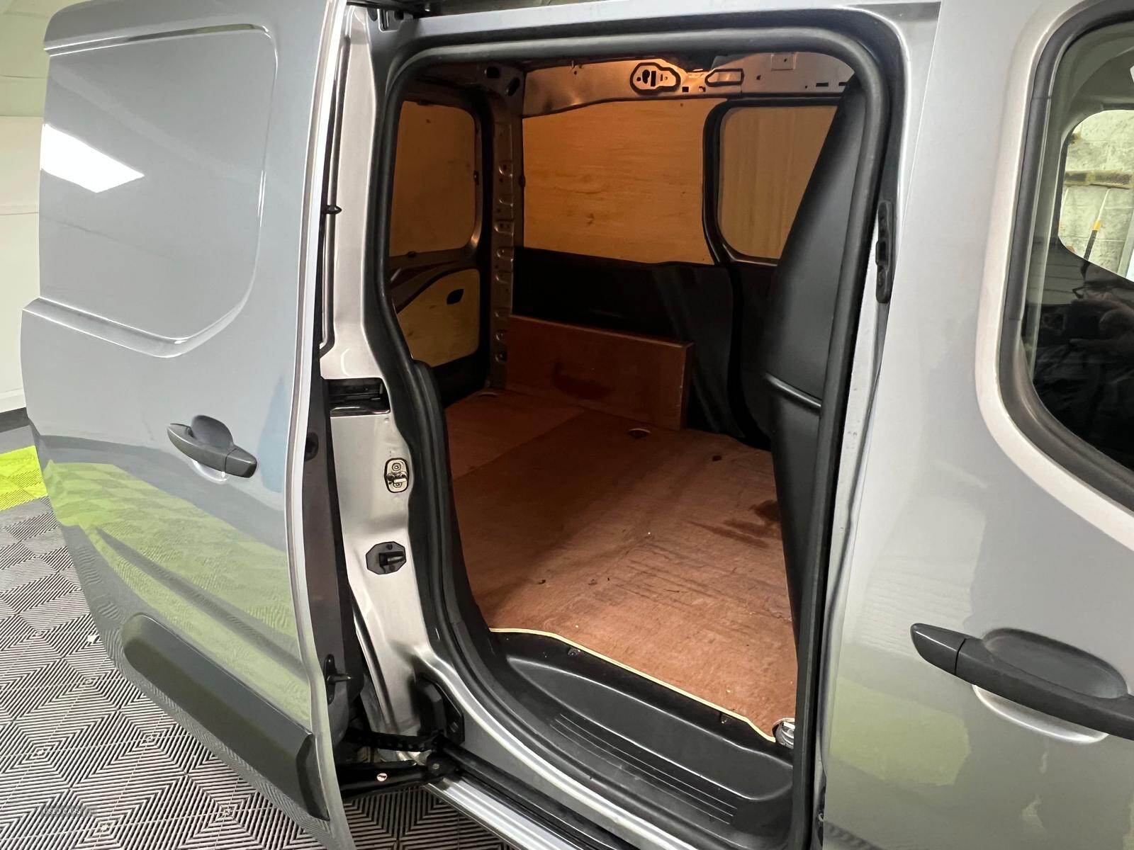 Mar 2022 Toyota Proace City 1.5D 100 Active Van [6 Speed]