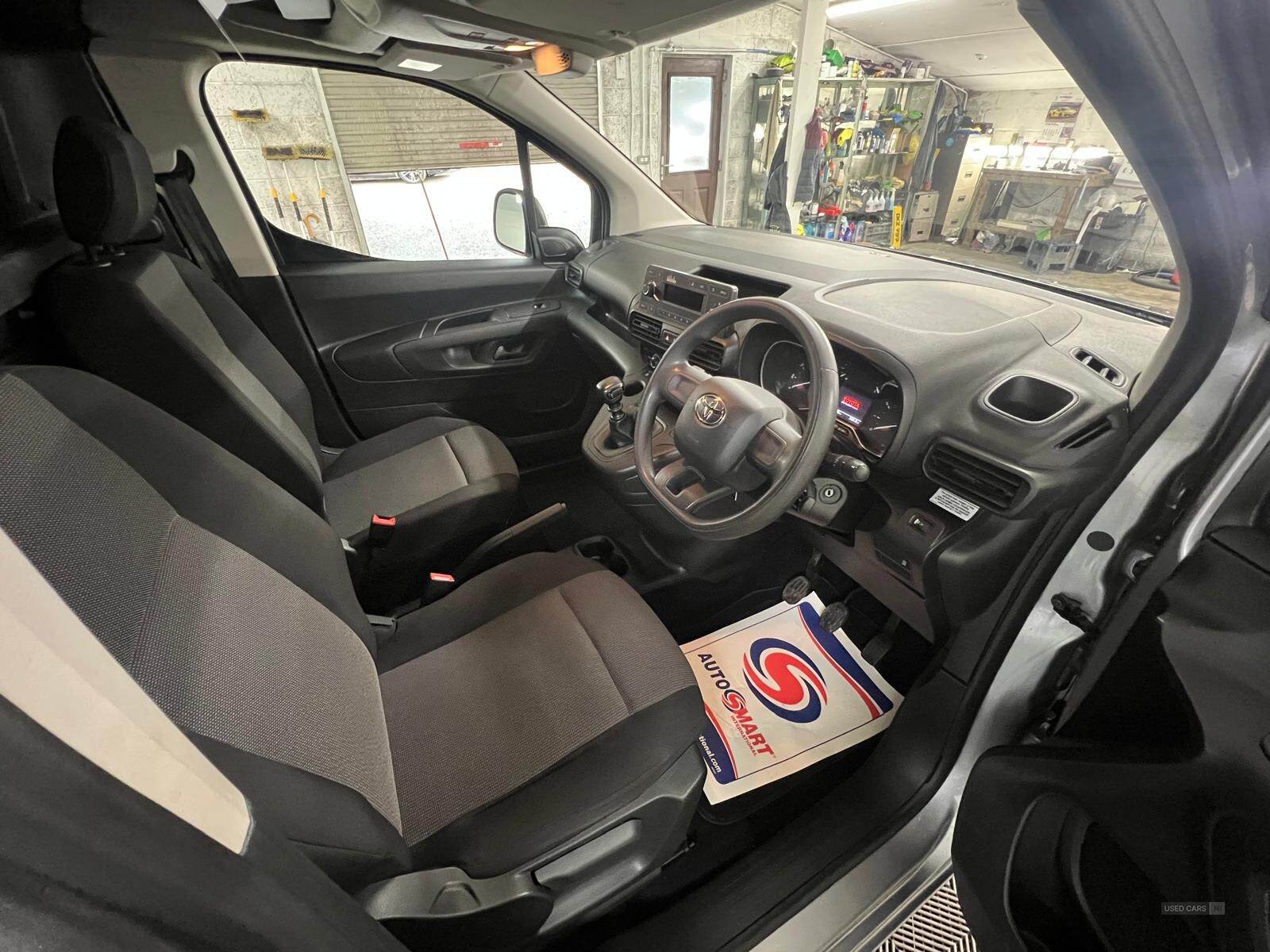 Mar 2022 Toyota Proace City 1.5D 100 Active Van [6 Speed]