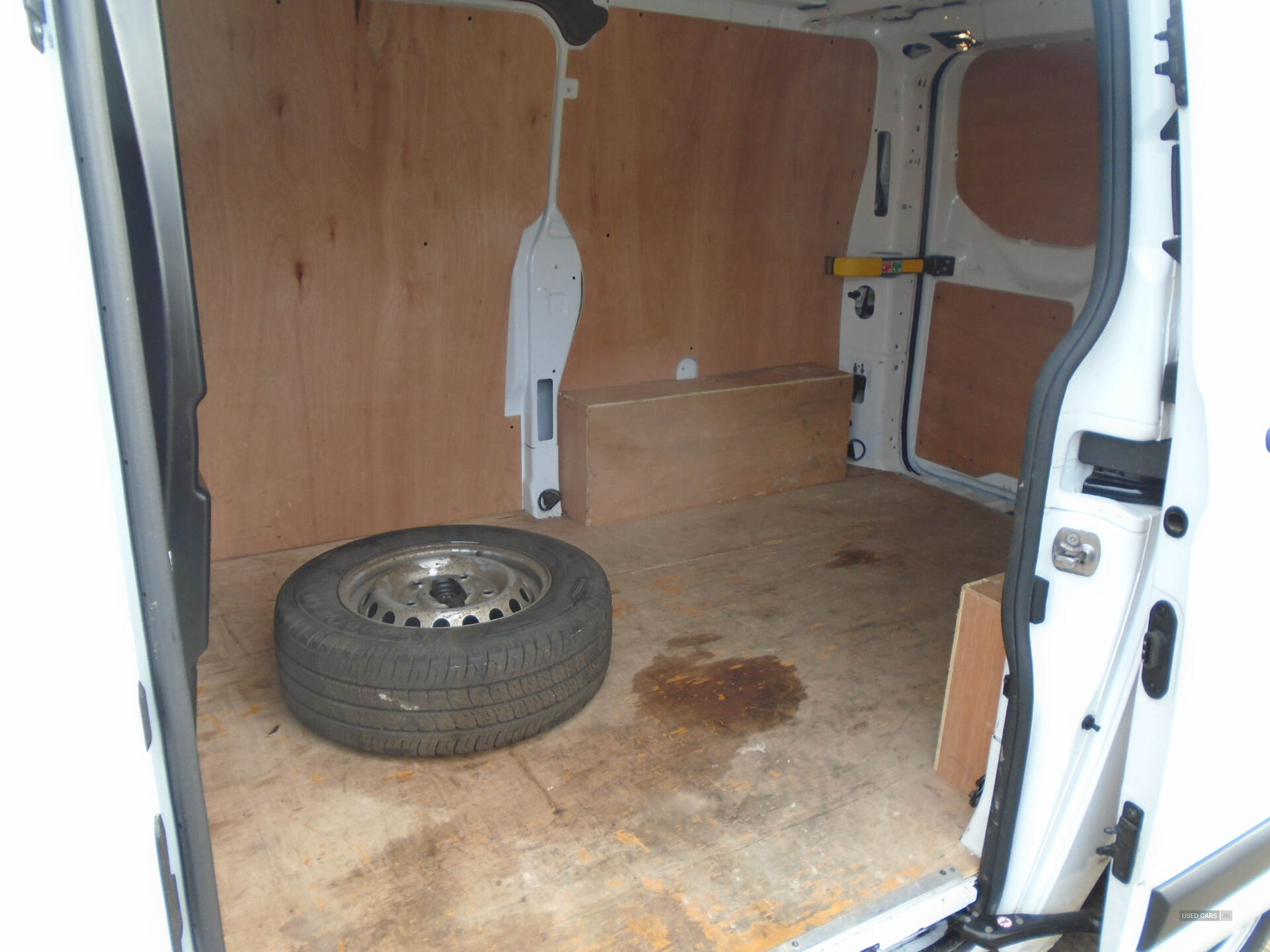Nov 2022 Ford Transit Custom 2.0 EcoBlue 105ps Low Roof Leader Van