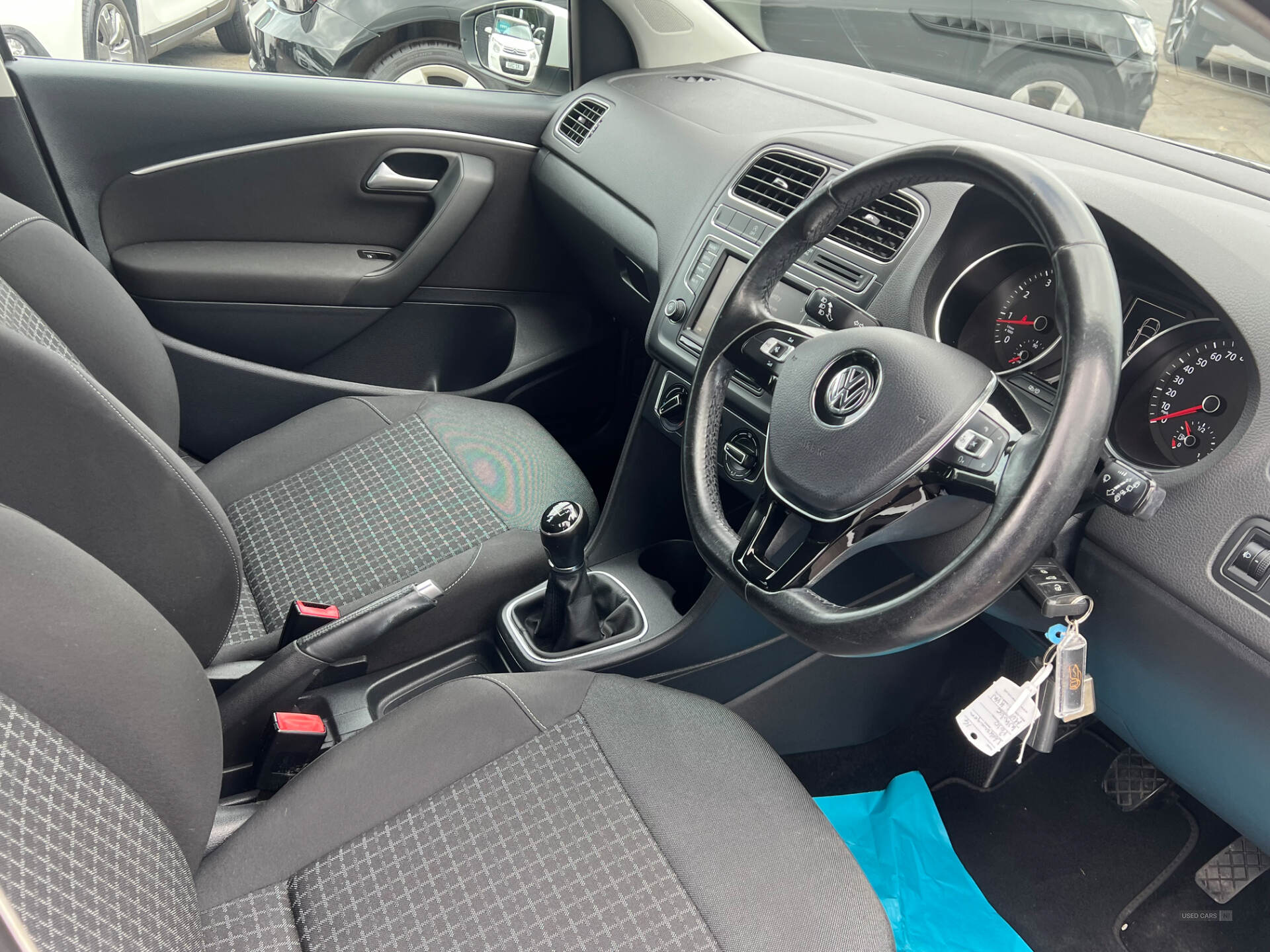 Car Thumbnail 6